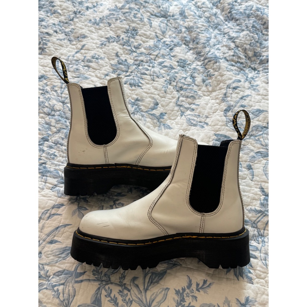 Dr Martens 2976 Quad White Smooth Leather Platform Chelsea Boots Women's US 8
